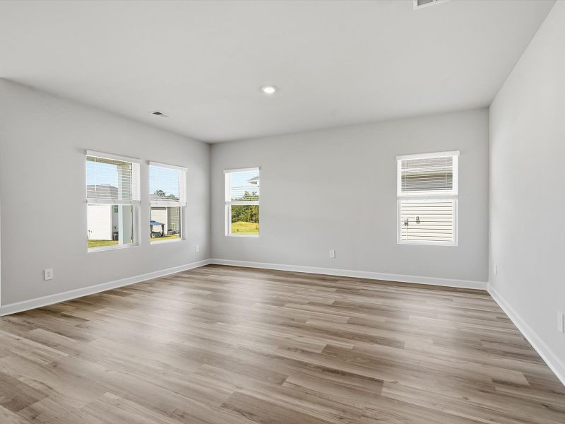 Spacious, unfurnished interior of a new home in The Landing at Stratford Crossing, Boiling Springs (Image 9). Spacious, unfurnished interior of a new home in The Landing at Stratford Crossing, Boiling Springs (Image 9).