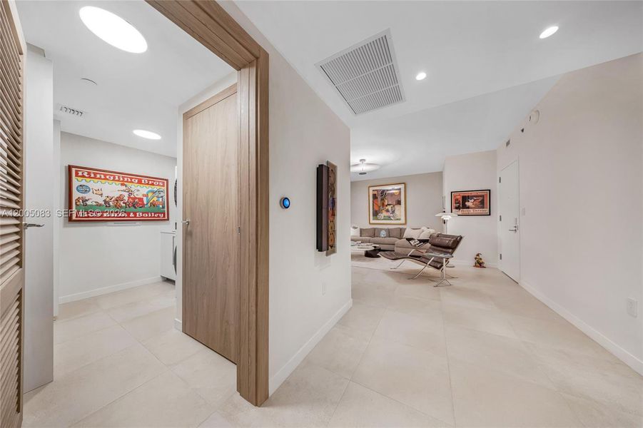 Furnished interior view inside a new home in Onda, Bay Harbor Islands (Image 65).