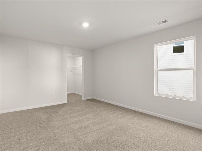 Spacious, unfurnished interior of a new home in Falcon Landing, Gainesville (Image 36).