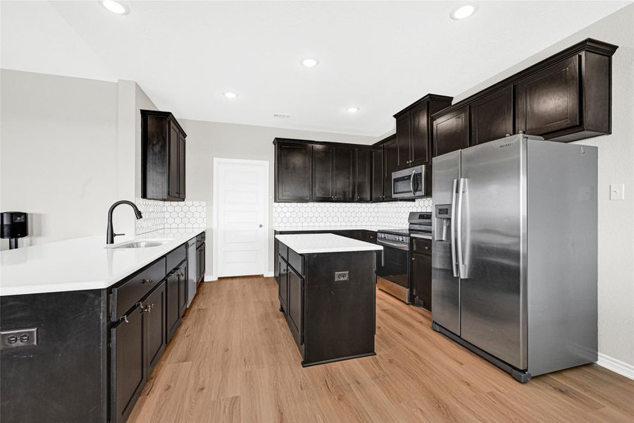 Furnished interior view inside a new home in , Anahuac (Image 5).