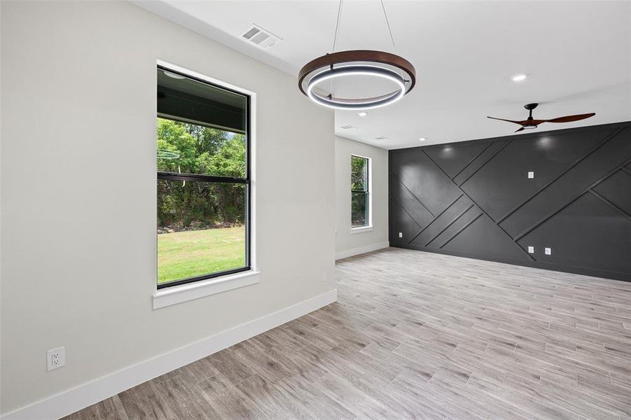 Spacious, unfurnished interior of a new home in , Granbury (Image 32).