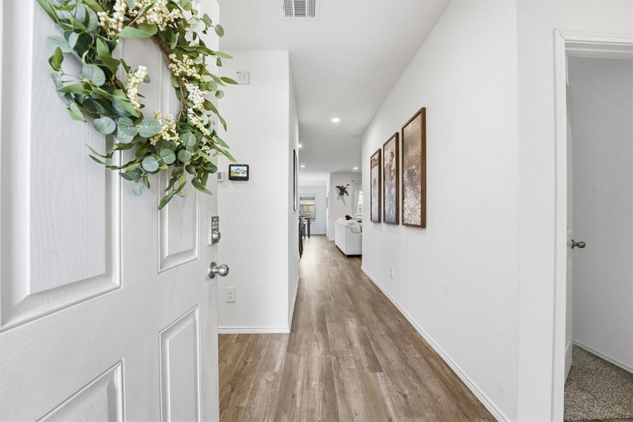 Furnished interior view inside a new home in River Ranch Meadows, Dayton (Image 16). Furnished interior view inside a new home in River Ranch Meadows, Dayton (Image 16).