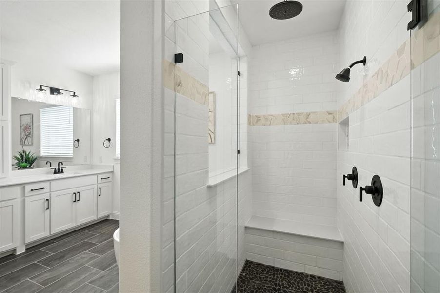 Furnished interior view inside a new home in , Wylie (Image 33).