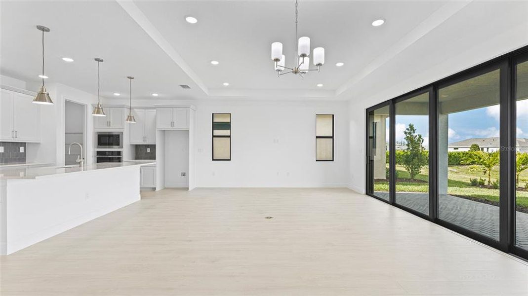 Spacious, unfurnished interior of a new home in Cresswind Lakewood Ranch, Lakewood Ranch (Image 35).