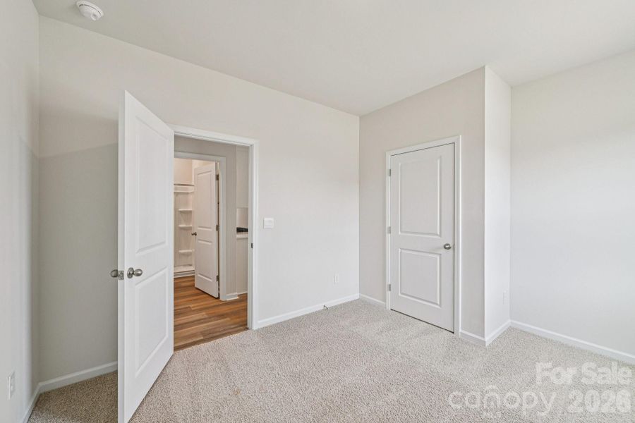 Spacious, unfurnished interior of a new home in Laurelbrook, Sherrills Ford (Image 34).