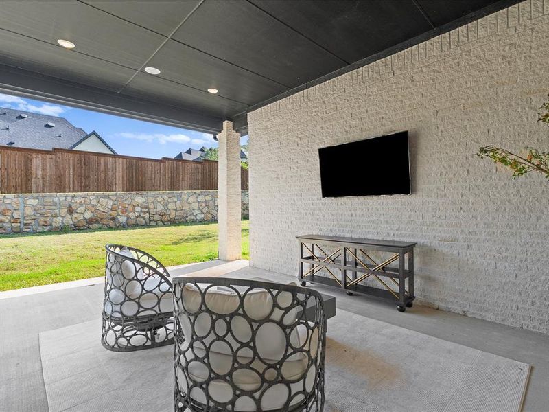 Exterior details and patio area of a home in , Celina (Image 4).
