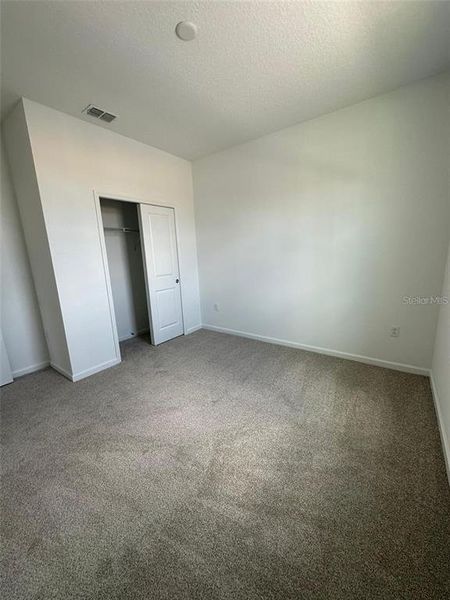 Spacious, unfurnished interior of a new home in Soleil, Kissimmee (Image 23).
