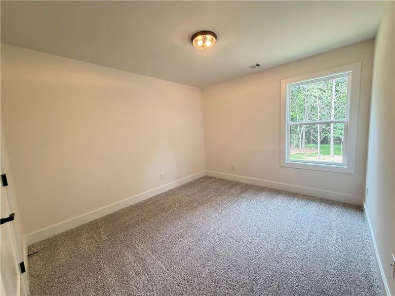 Spacious, unfurnished interior of a new home in , Jefferson (Image 36).