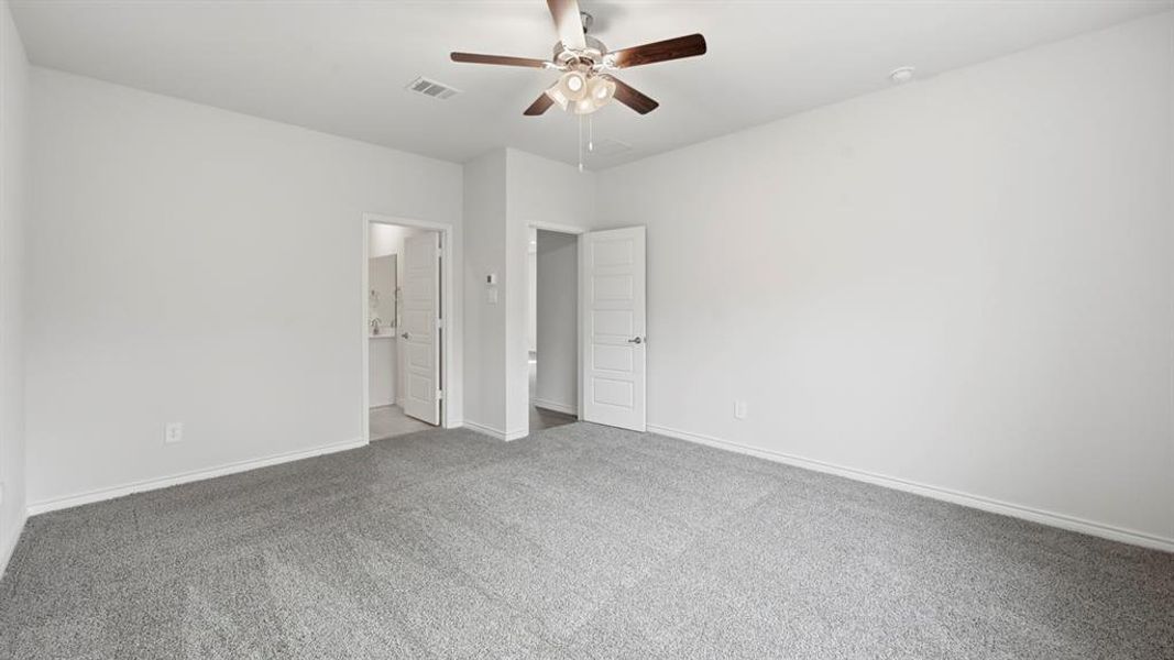 Spacious, unfurnished interior of a new home in Winchester Crossing, Princeton (Image 20). Spacious, unfurnished interior of a new home in Winchester Crossing, Princeton (Image 20).