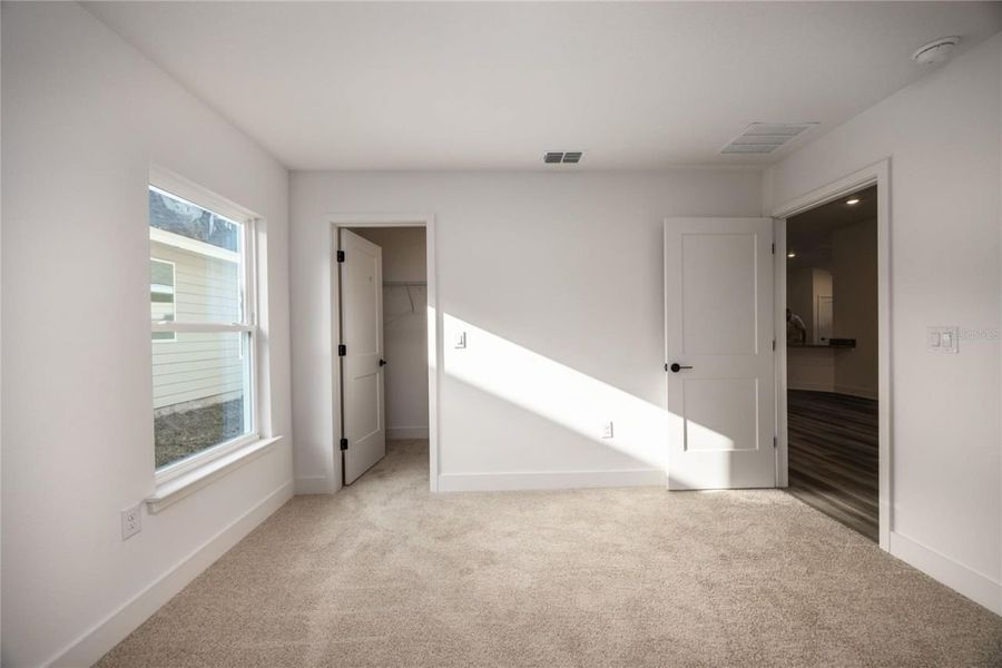 Spacious, unfurnished interior of a new home in Kirkland Farms, Alachua (Image 21). Spacious, unfurnished interior of a new home in Kirkland Farms, Alachua (Image 21).