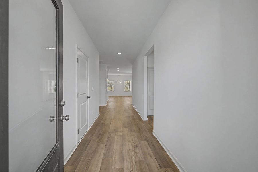 Spacious, unfurnished interior of a new home in The Oaks, Clarksville (Image 10). Spacious, unfurnished interior of a new home in The Oaks, Clarksville (Image 10).