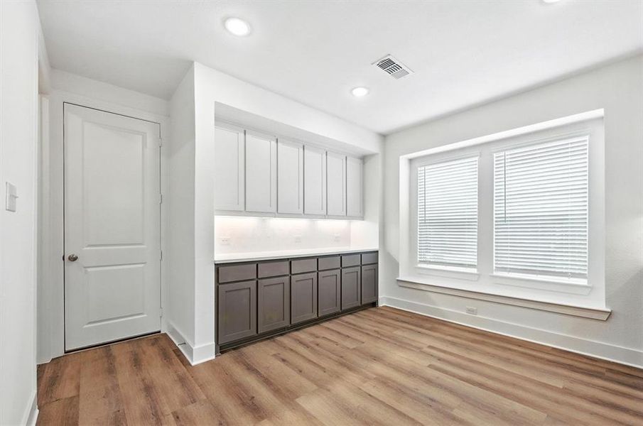 Spacious, unfurnished interior of a new home in Hillstead, Lavon (Image 26).