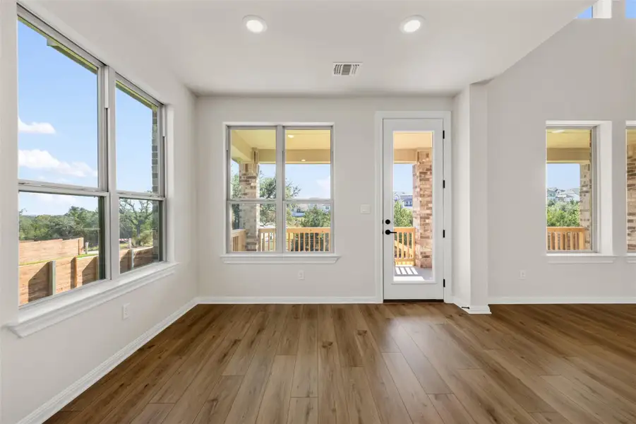 Representative images and renderings are for illustrative purposes. Actual structural options and design finishes of home may vary.