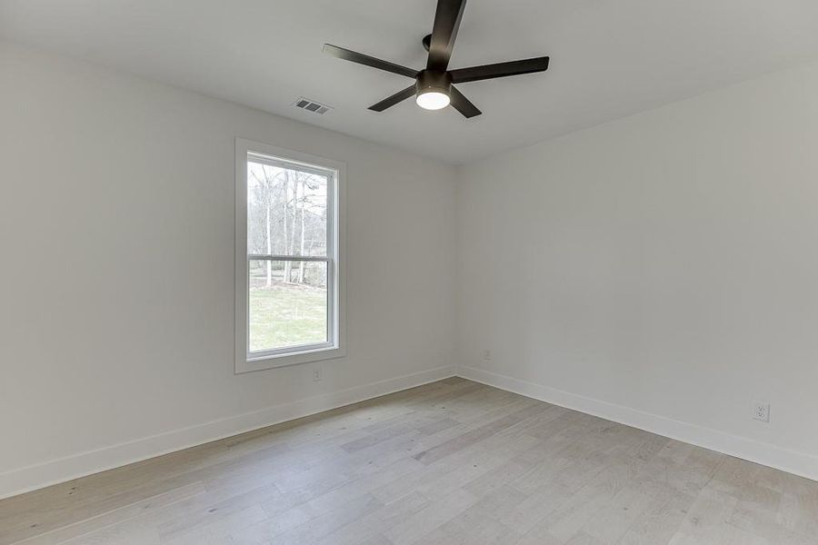 Spacious, unfurnished interior of a new home in , Flowery Branch (Image 30).