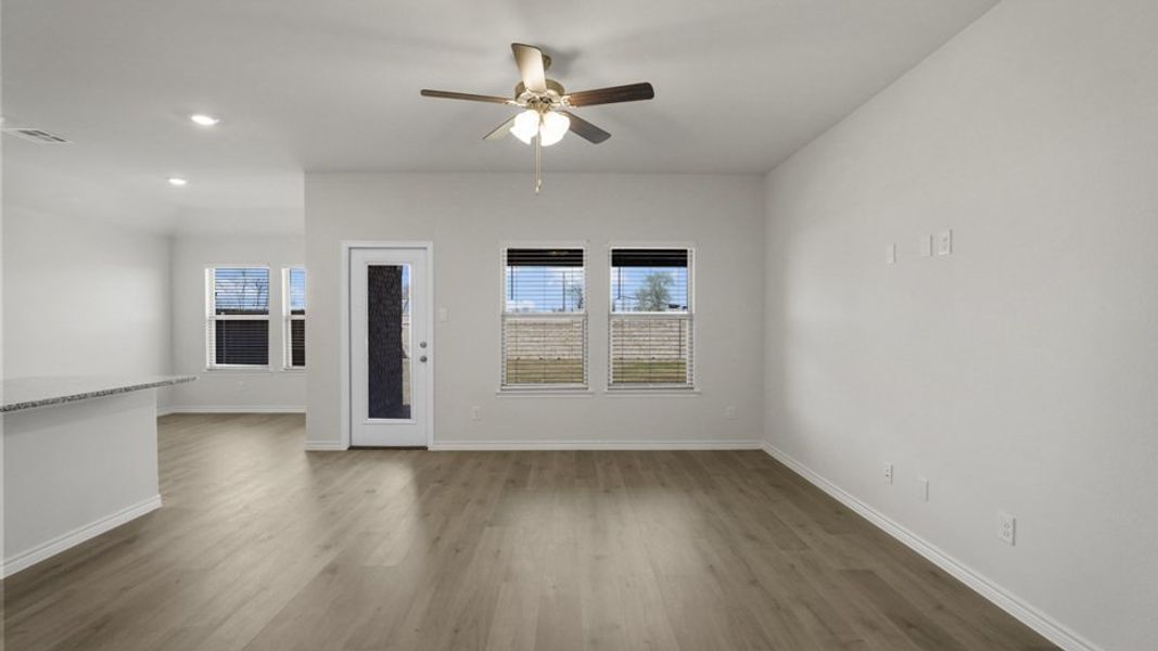 Spacious, unfurnished interior of a new home in Elevon, Lavon (Image 10). Spacious, unfurnished interior of a new home in Elevon, Lavon (Image 10).