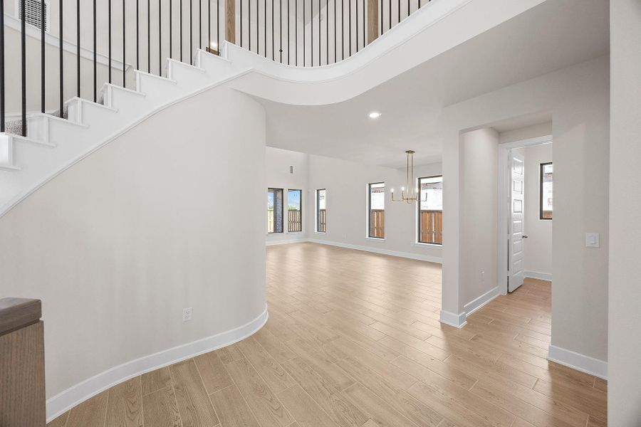 Spacious, unfurnished interior of a new home in Parmer Ranch, Georgetown (Image 20). Spacious, unfurnished interior of a new home in Parmer Ranch, Georgetown (Image 20).