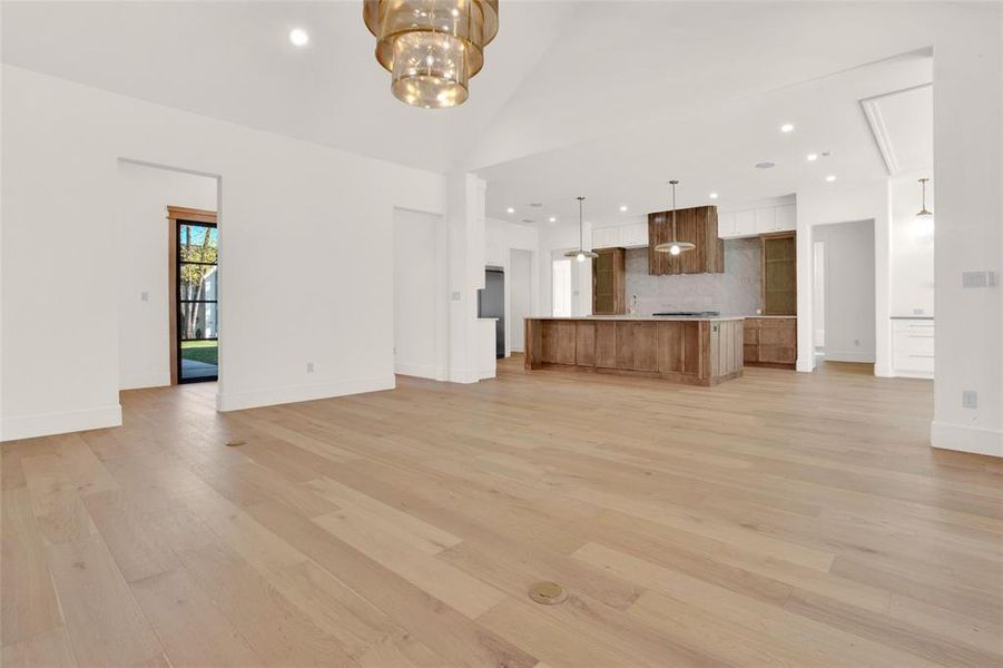 Spacious, unfurnished interior of a new home in , Tyler (Image 31).