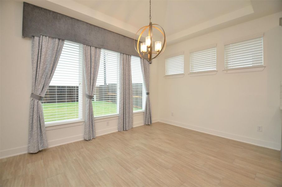 Spacious, unfurnished interior of a new home in Candela, Richmond (Image 27).