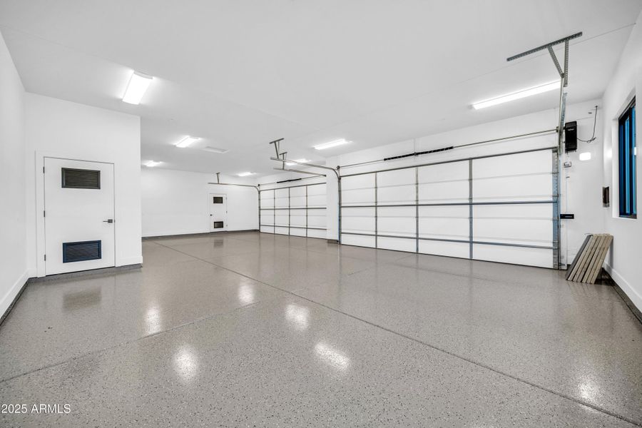 4 CAR GARAGE