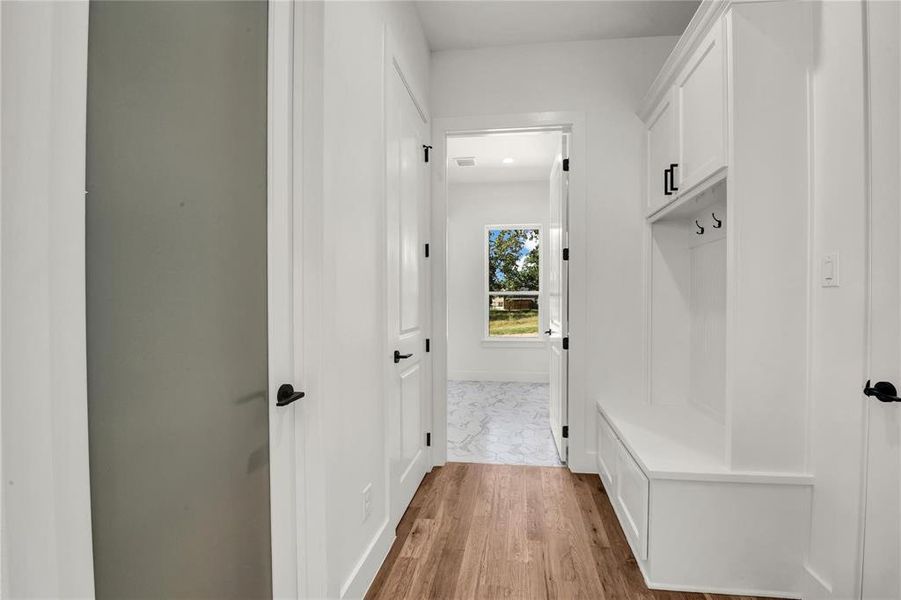 Spacious, unfurnished interior of a new home in , Weatherford (Image 30). Spacious, unfurnished interior of a new home in , Weatherford (Image 30).