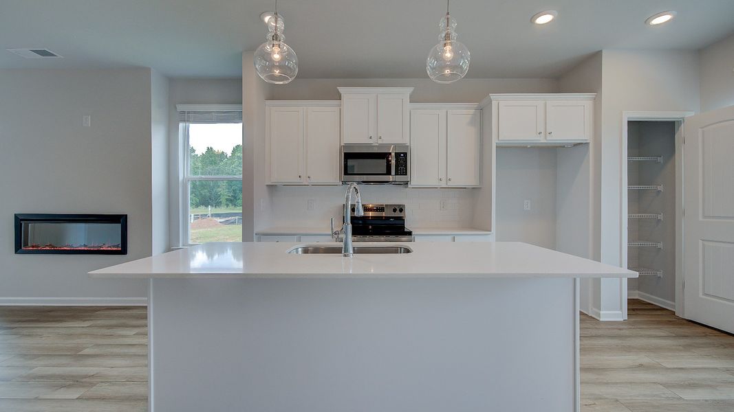 Furnished interior view inside a new home in Chapel Hill, Newnan (Image 11).