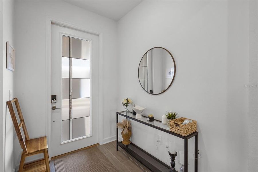 Furnished interior view inside a new home in , Orlando (Image 46).