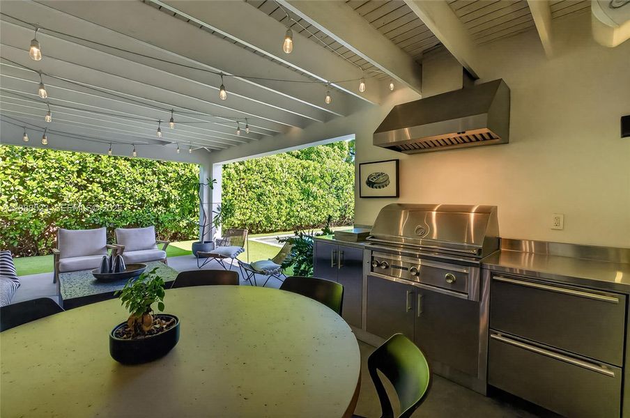 Community amenities in , Miami (Image 35).