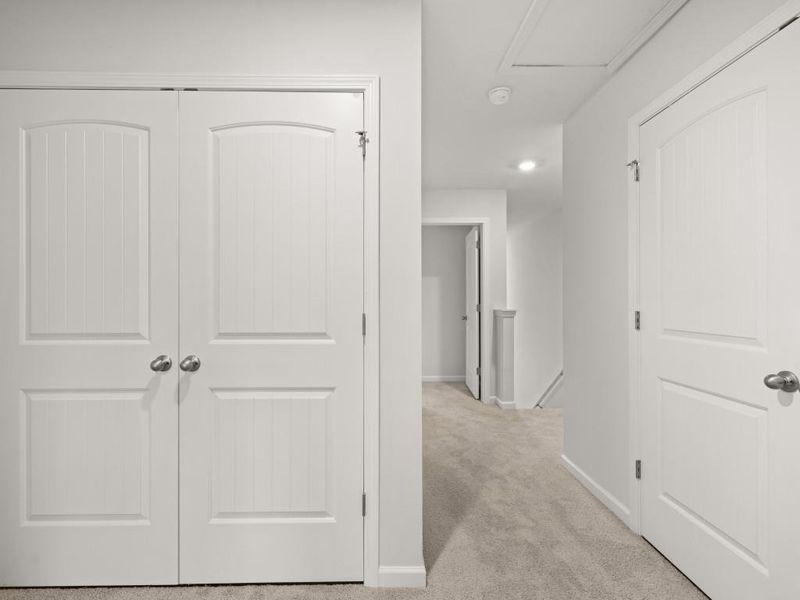 Spacious, unfurnished interior of a new home in Woodbury Park, Atlanta (Image 34). Spacious, unfurnished interior of a new home in Woodbury Park, Atlanta (Image 34).