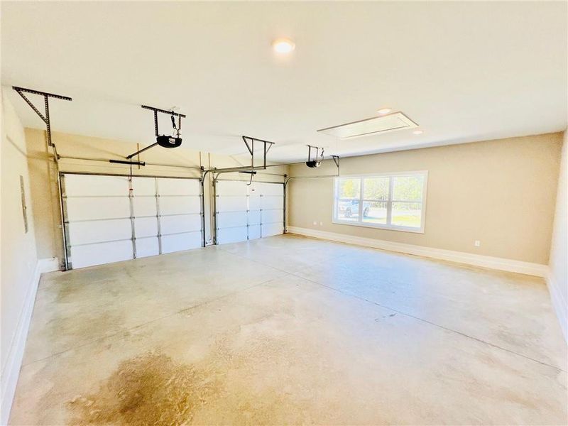 Spacious, unfurnished interior of a new home in , Cartersville (Image 13). Spacious, unfurnished interior of a new home in , Cartersville (Image 13).