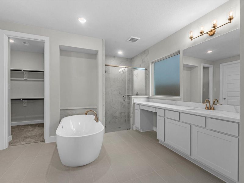 Representative image. Features, selections and colors may vary.