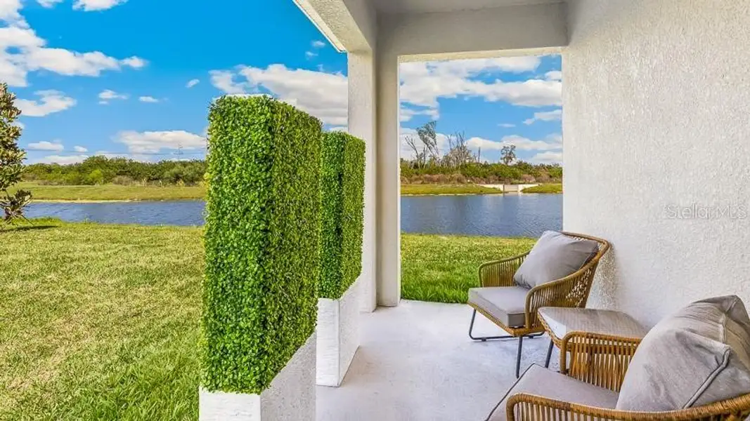 Exterior details and patio area of a home in Star Farms at Lakewood Ranch, Lakewood Ranch (Image 24).