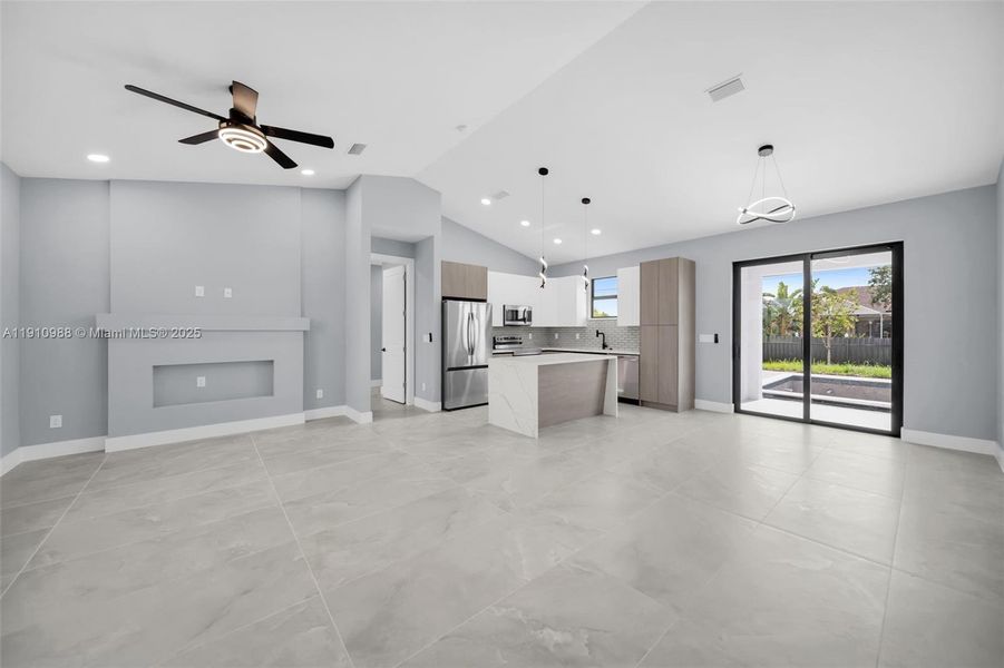 Spacious, unfurnished interior of a new home in , Cape Coral (Image 23). Spacious, unfurnished interior of a new home in , Cape Coral (Image 23).