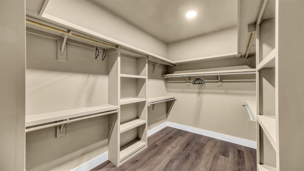 Furnished interior view inside a new home in Saddle Crest Estates, Weatherford (Image 32). Furnished interior view inside a new home in Saddle Crest Estates, Weatherford (Image 32).