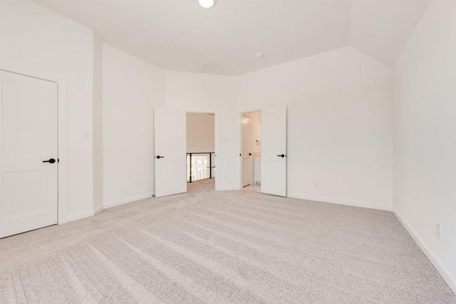 Spacious, unfurnished interior of a new home in Chatham Reserve, Providence Village (Image 32).