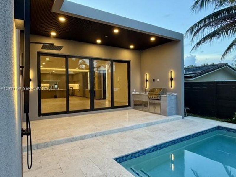 Exterior details and patio area of a home in , Fort Lauderdale (Image 3). Exterior details and patio area of a home in , Fort Lauderdale (Image 3).
