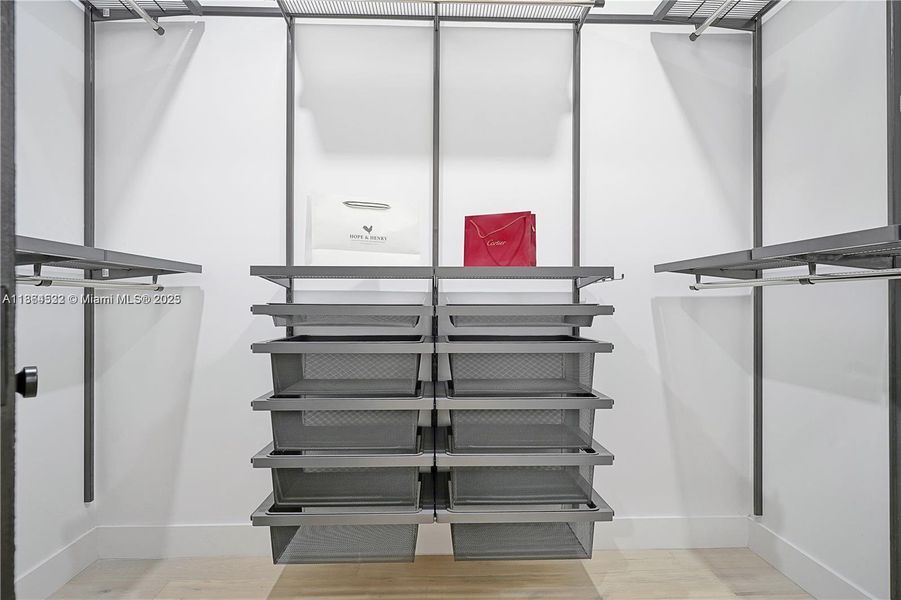 Image 60 of a home in .