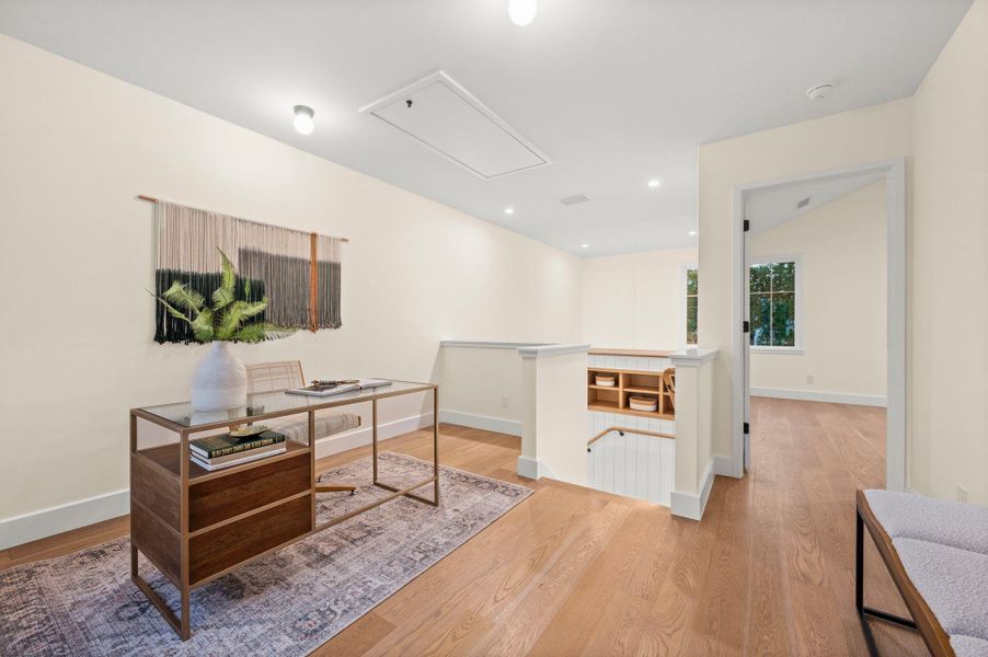 Office/living space on 3rd floor Office/living space on 3rd floor