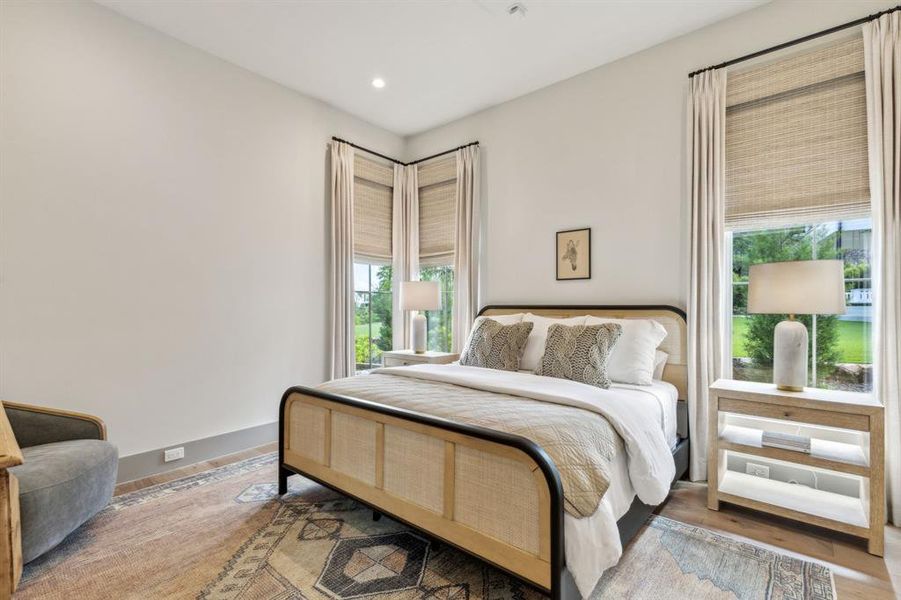 Furnished interior view inside a new home in , Malakoff (Image 36).