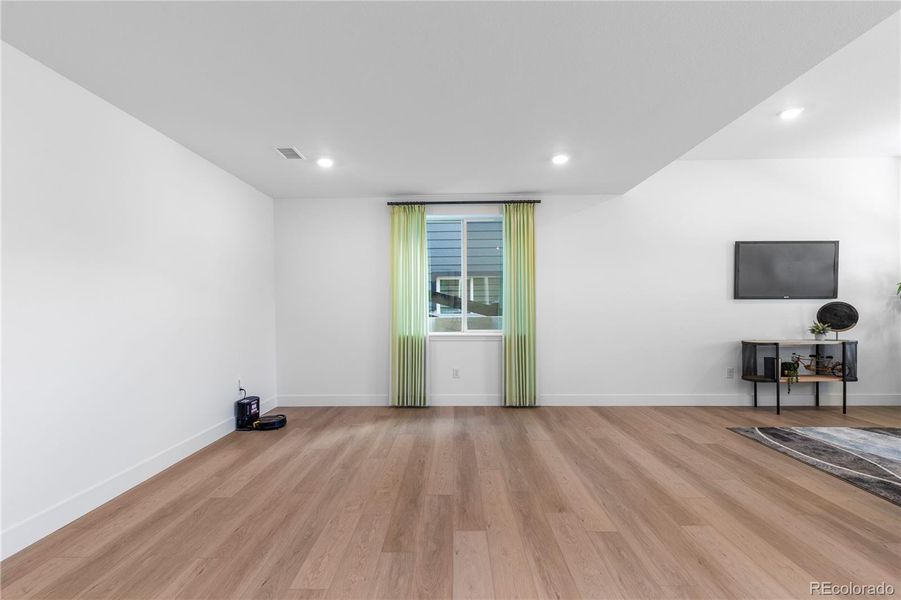 Spacious, unfurnished interior of a new home in , Castle Pines (Image 21). Spacious, unfurnished interior of a new home in , Castle Pines (Image 21).