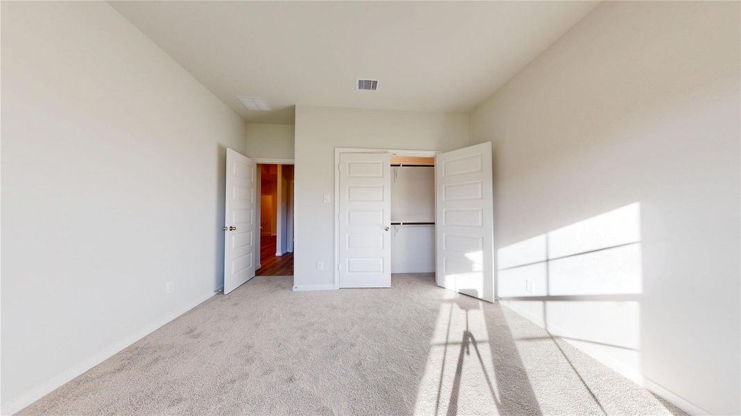 Spacious, unfurnished interior of a new home in Lexington Heights 50', Willis (Image 39).