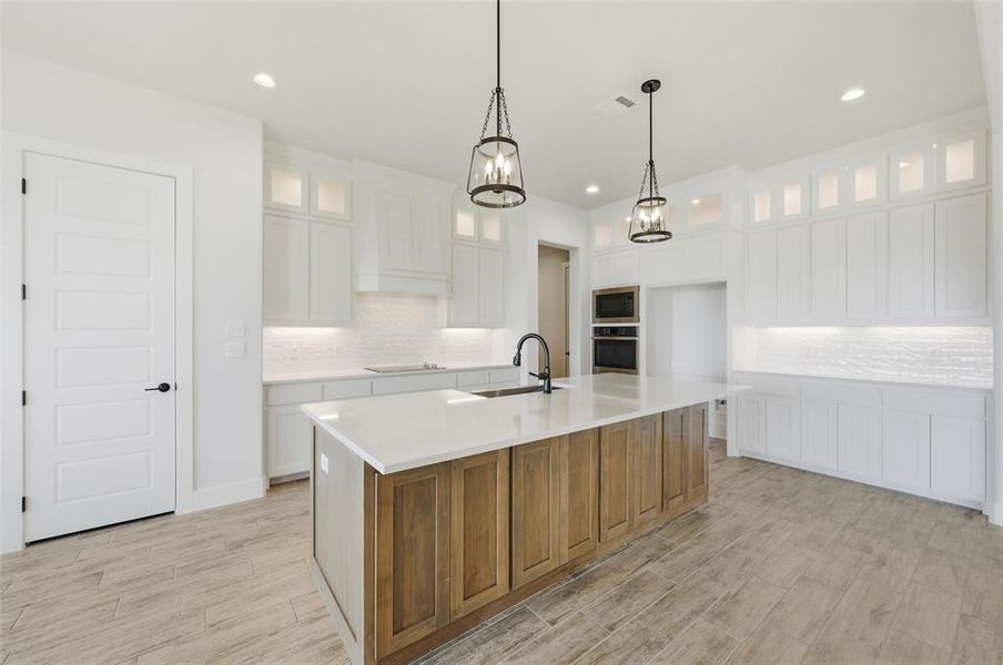 Furnished interior view inside a new home in Coyote Crossing, Godley (Image 13).