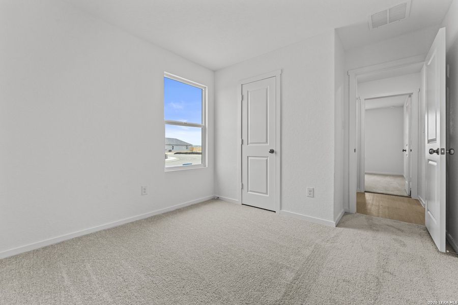 Spacious, unfurnished interior of a new home in , New Braunfels (Image 10).