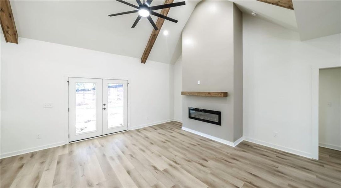 Spacious, unfurnished interior of a new home in , Cartersville (Image 50). Spacious, unfurnished interior of a new home in , Cartersville (Image 50).