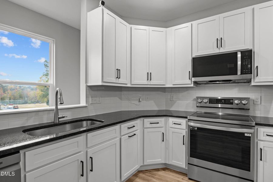 37-web-or-mls-IMG_1549 37-web-or-mls-IMG_1549