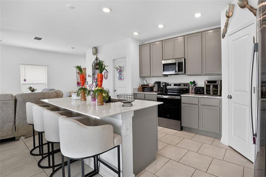 Furnished interior view inside a new home in , Lake Wales (Image 8).