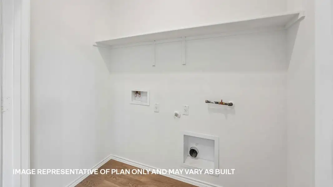 Spacious, unfurnished interior of a new home in Valverde, Bastrop (Image 24).