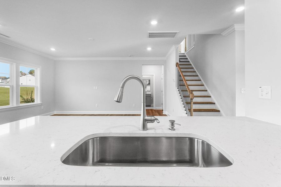 SUN_CaydenCove_Pic_LandrumIII_QMI_153_Ki