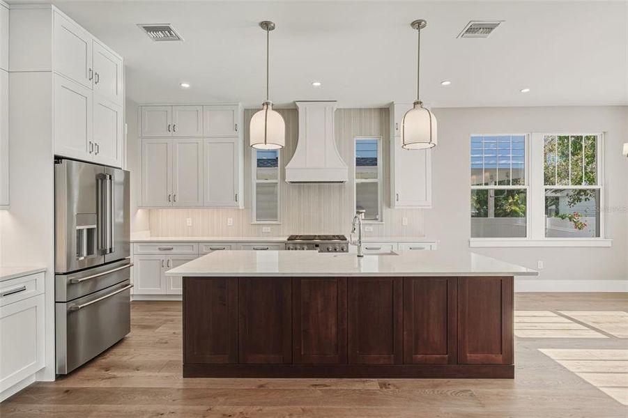 Furnished interior view inside a new home in , St. Petersburg (Image 18).