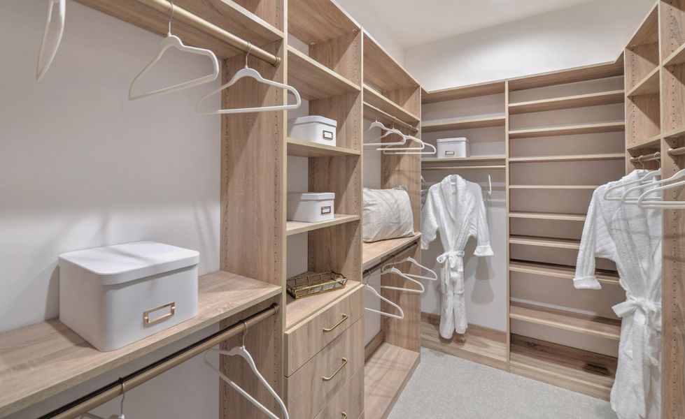 Furnished interior view inside a new home in Oakmont, Gainesville (Image 26).