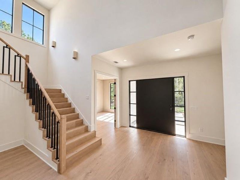Spacious, unfurnished interior of a new home in , Bethlehem (Image 27).